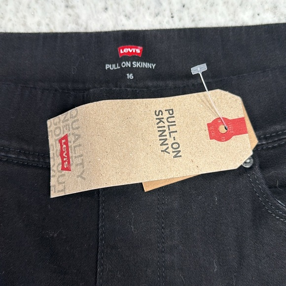 NWT Levi’s pull-on skinny Jean - Picture 4 of 5
